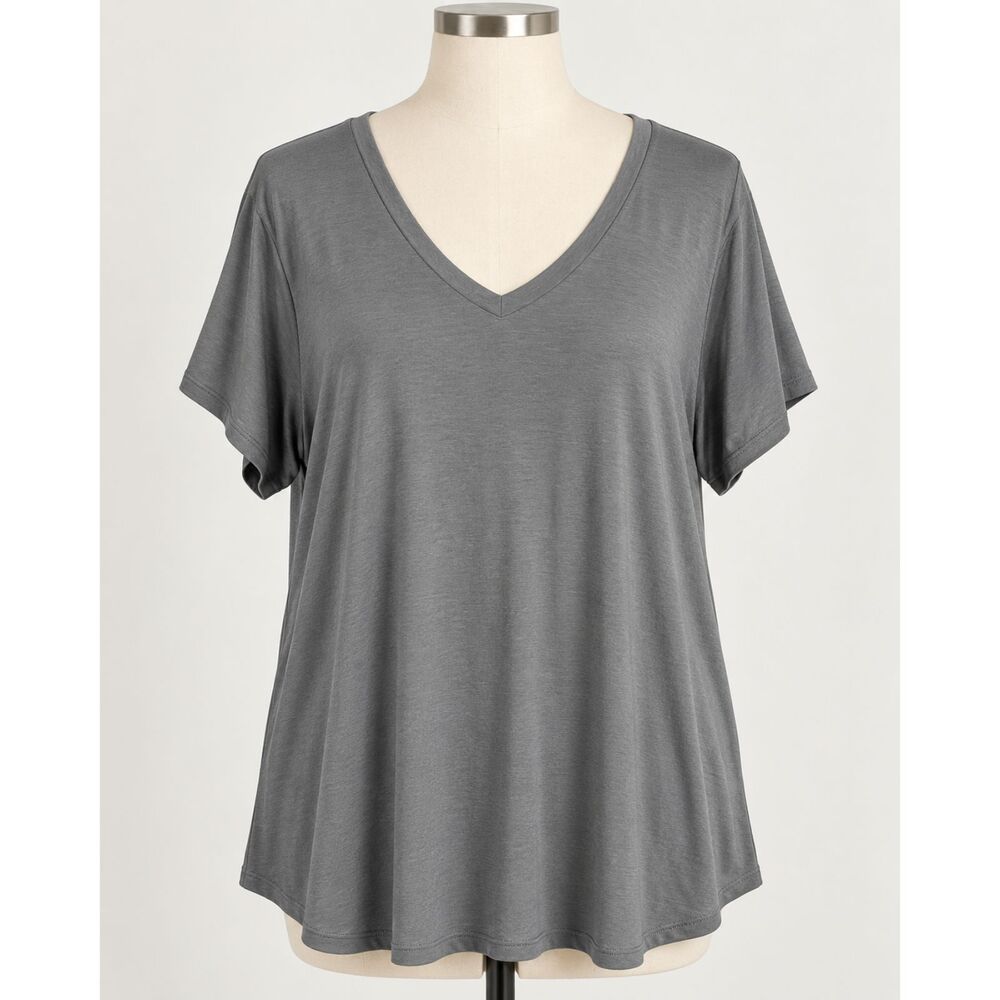 LuLaRoe Christy T Women’s 3XL Gray V Neck Short Sleeve Top NWT